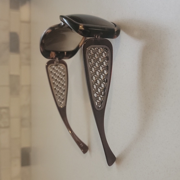 Valentino sun glasses - Picture 3 of 10